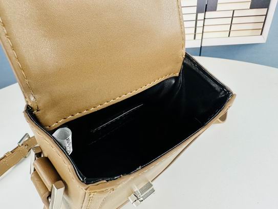 6086 11X18X4.5cm XMY 4色 35