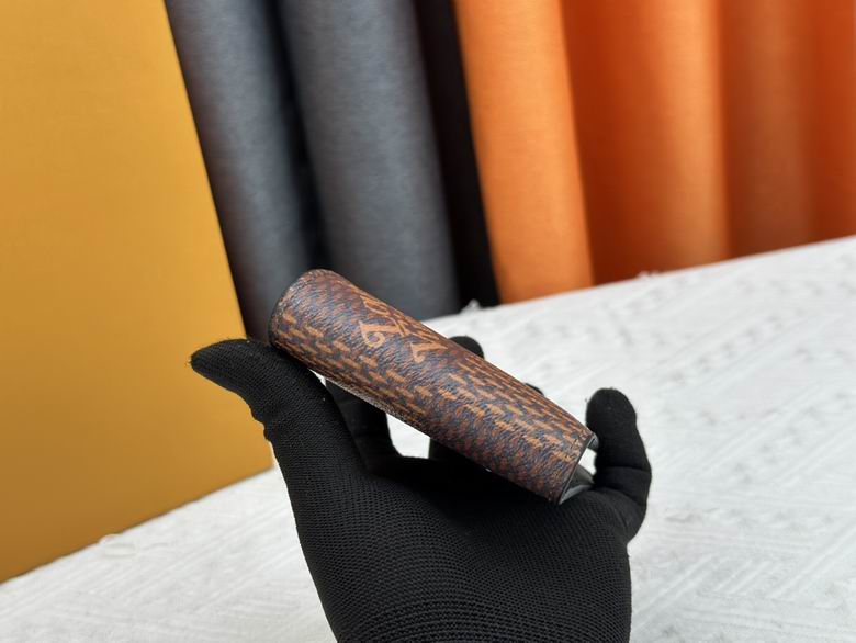 60895 11.5X9X1.5cm XM 3