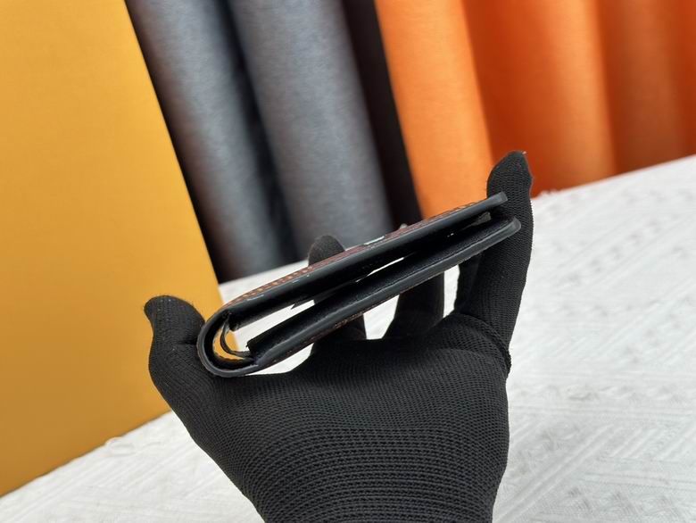 60895 11.5X9X1.5cm XM 5