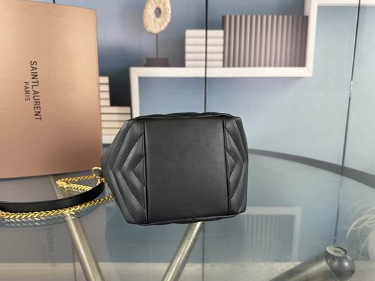 631052 15X20X12cm XMY 3色 22