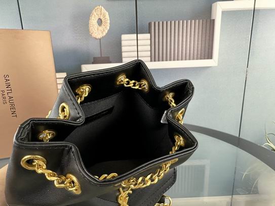 631052 15X20X12cm XMY 3色 23