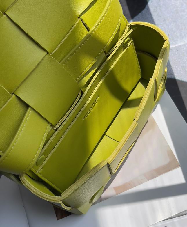 639367 17.5x9.5x5cm BG (9)