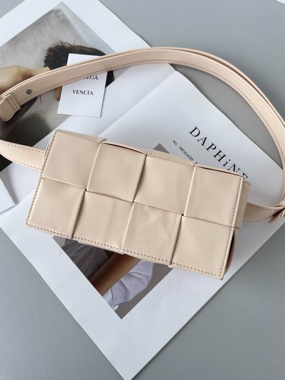 651053 1 7.5x5x2.5cm BG (1)