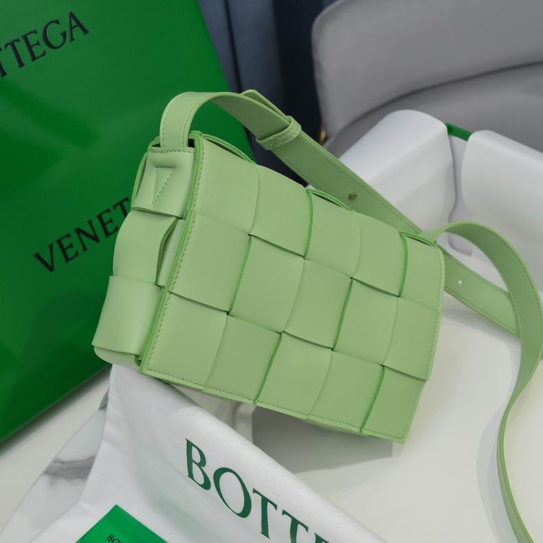 6687 23x15x5 cm dl 18 (4)