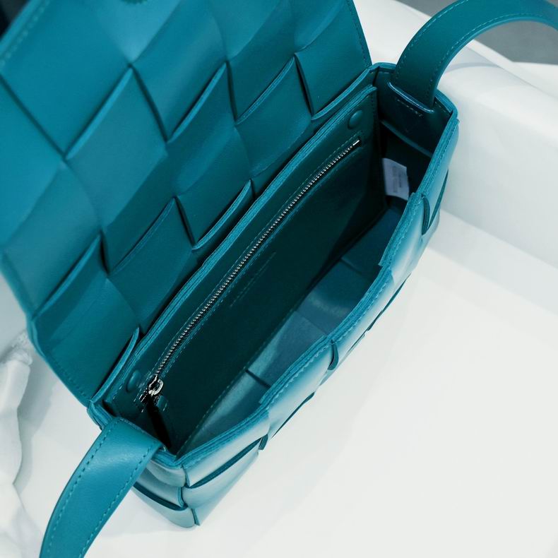 6687 23x15x5 cm dl 19 (7)