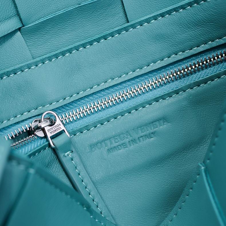 6687 23x15x5 cm dl 21 (8)