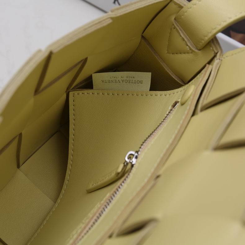 6687 23x15x5 cm dl 27 (9)