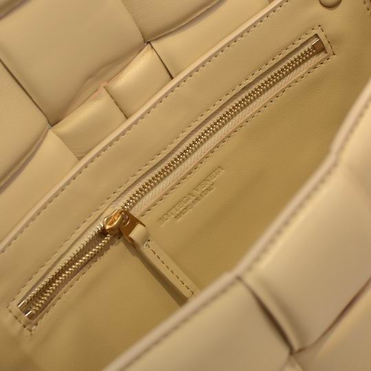 6688 26x18x8 cm dl 16 (8)