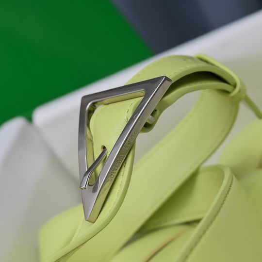 6688 26x18x8 cm dl 19 (5)