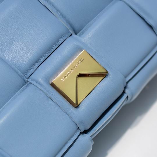 6688 26x18x8 cm dl 20 (5)