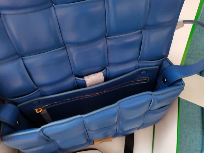 6688 26x18x8cm DL 2 (4)