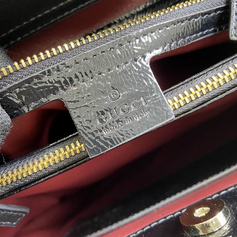 678842 35X30X14cm MP 2色 18