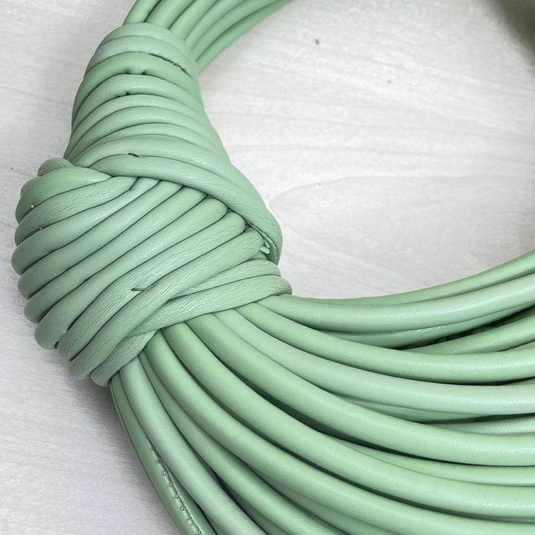 680934 22x15.5x6.5cm DL 1 (6)