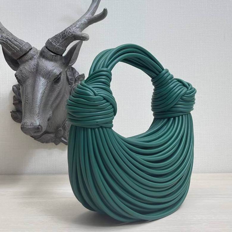 680934 22x15.5x6.5cm DL 2 (2)