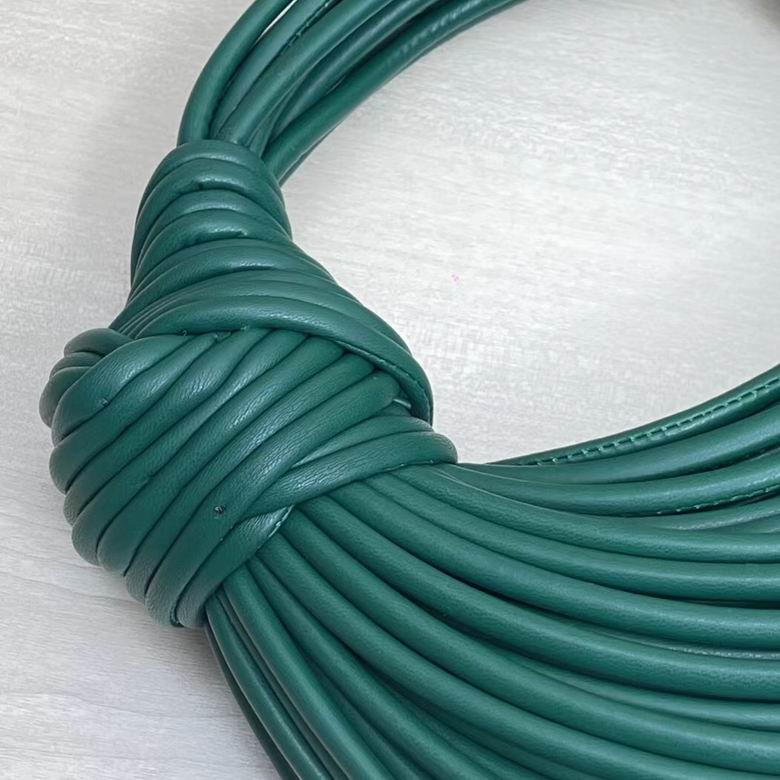 680934 22x15.5x6.5cm DL 2 (6)