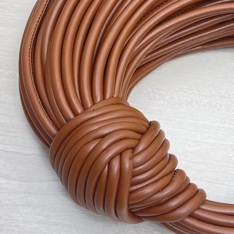 680934 22x15.5x6.5cm DL 4 (6)