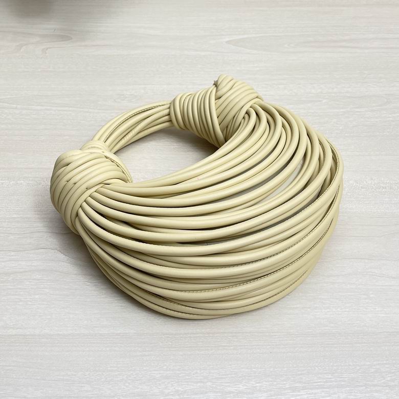 680934 22x15.5x6.5cm DL 6 (4)