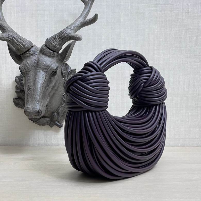 680934 22x15.5x6.5cm DL 7 (2)