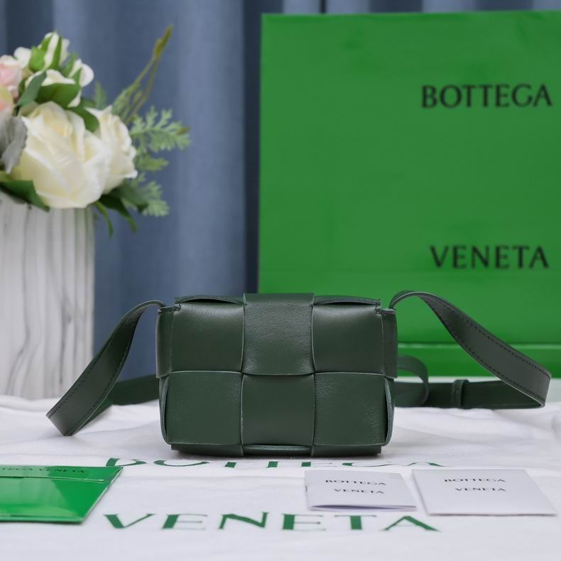 6813 12x8x4 cm dl (17)