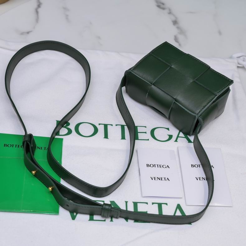 6813 12x8x4 cm dl (18)