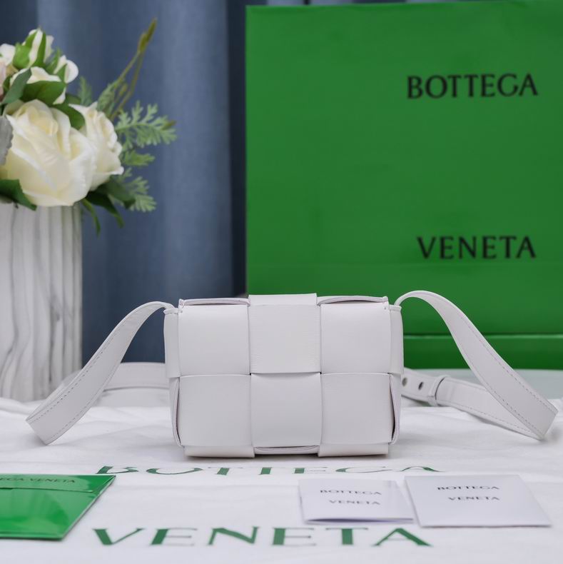 6813 12x8x4 cm dl (2)