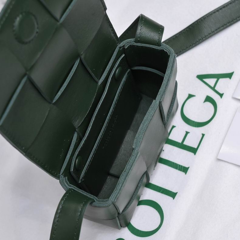 6813 12x8x4 cm dl (22)