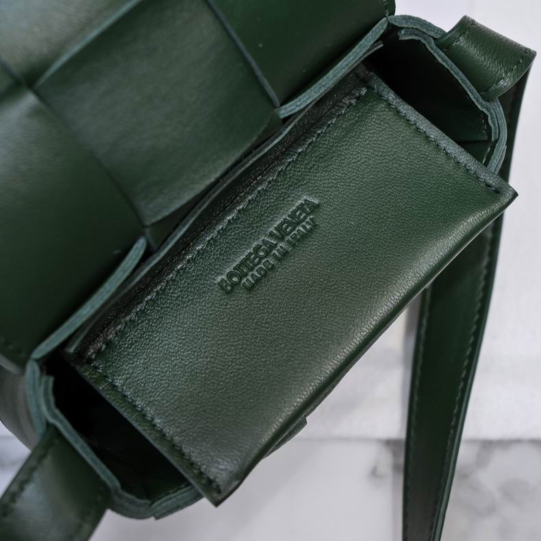 6813 12x8x4 cm dl (23)