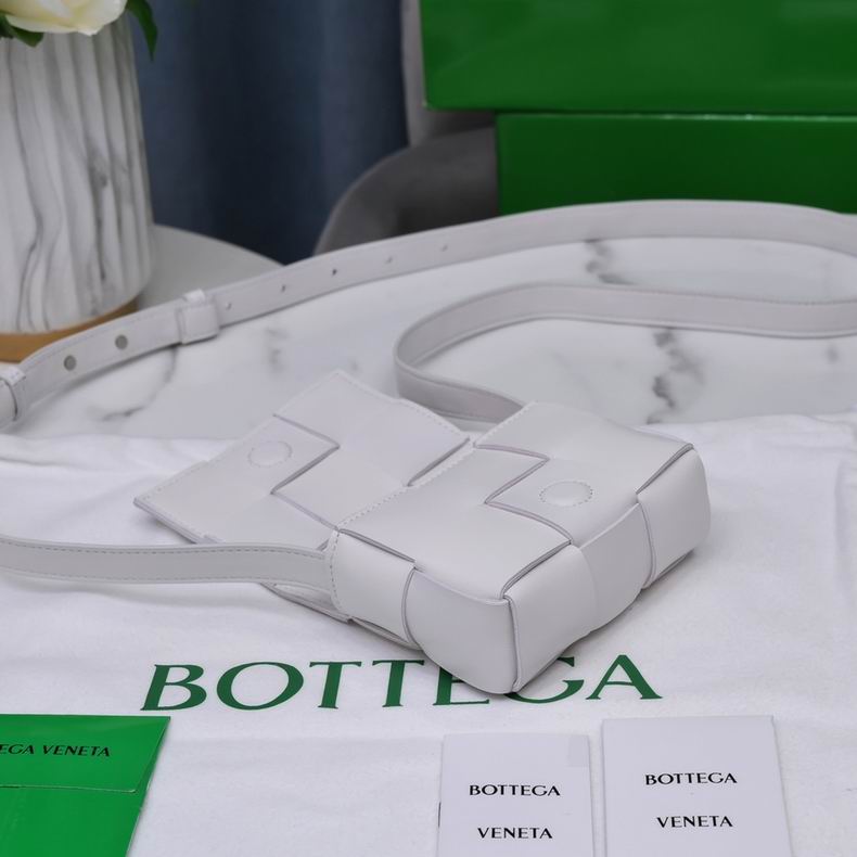 6813 12x8x4 cm dl (3)