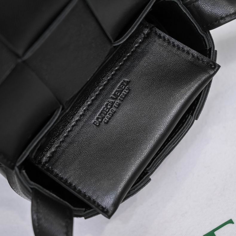 6813 12x8x4 cm dl (31)