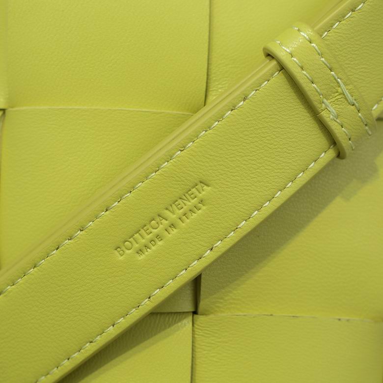 6815 17.5x9.5x5cm DL 3 (7)