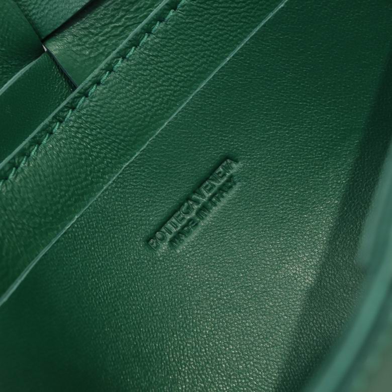 6815 17.5x9.5x5cm DL 4 (8)