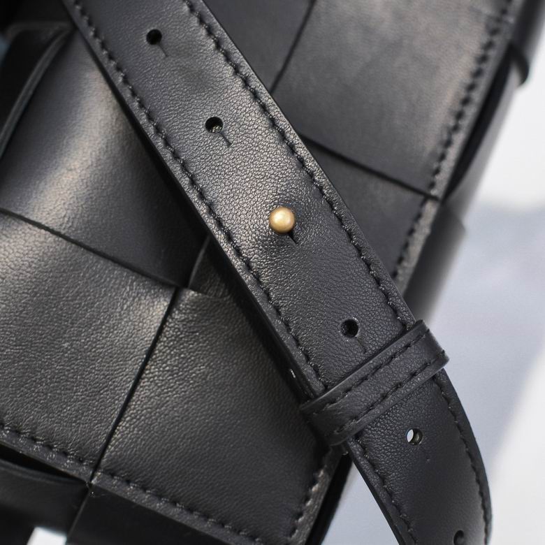 6815 17.5x9.5x5cm DL 5 (8)