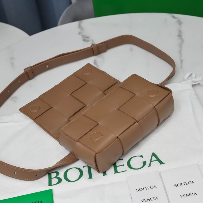 6815 17.5x9.5x5cm DL 8 (4)