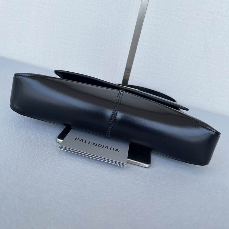 695645 27X15.5X5cm GY 7 (9)