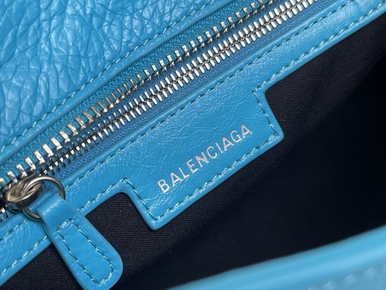 699 26X13X18cm XM 5 (8)