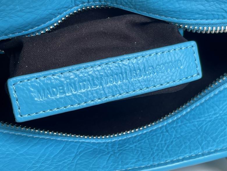 699 26X13X18cm XM 5 (9)