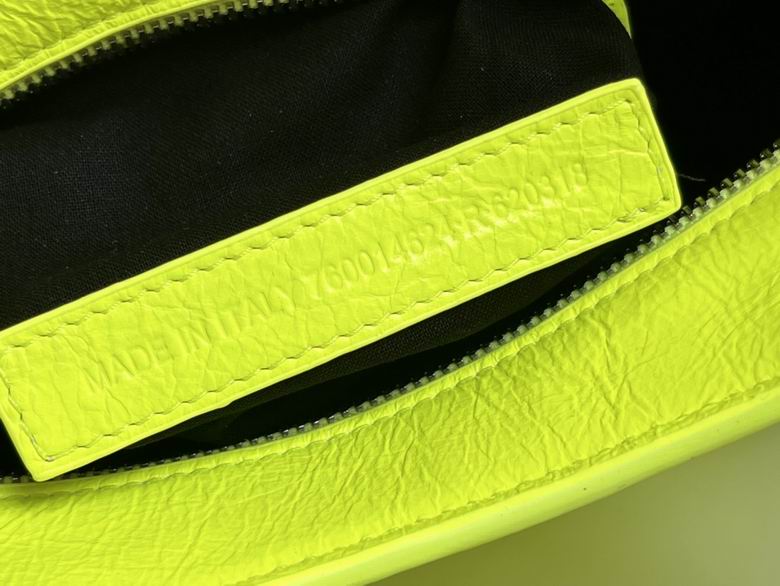 699 26X13X18cm XM 7 (9)