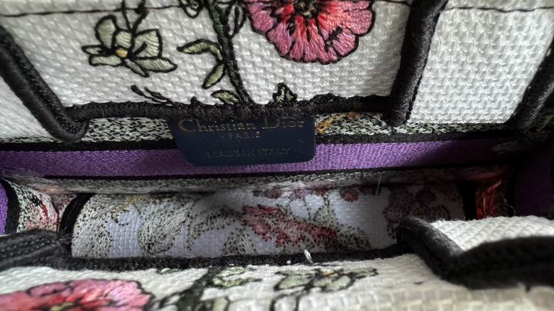 7001 21.5X13X7.5cm YG 8