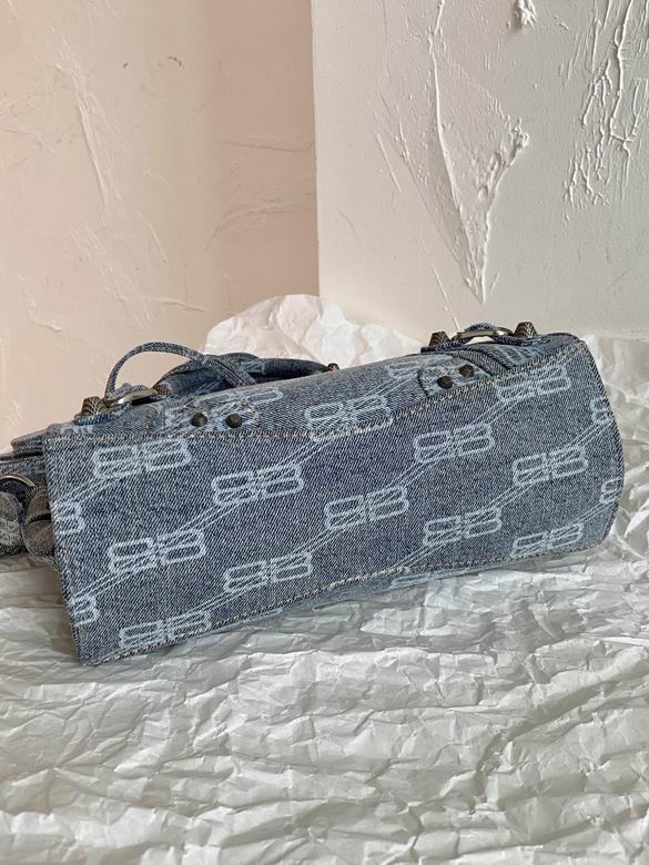 700940 26x17.8x11.4cm FY (2)