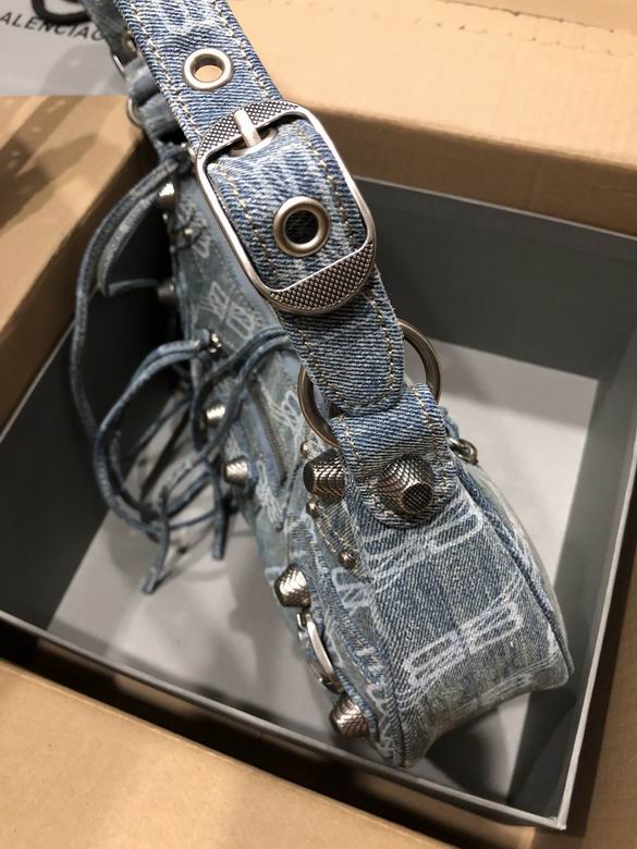 720 33X16X8cm 670 26X16X10cm GY 2 (3)