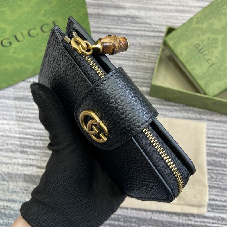 739498 13X8.5X2cm MP 5