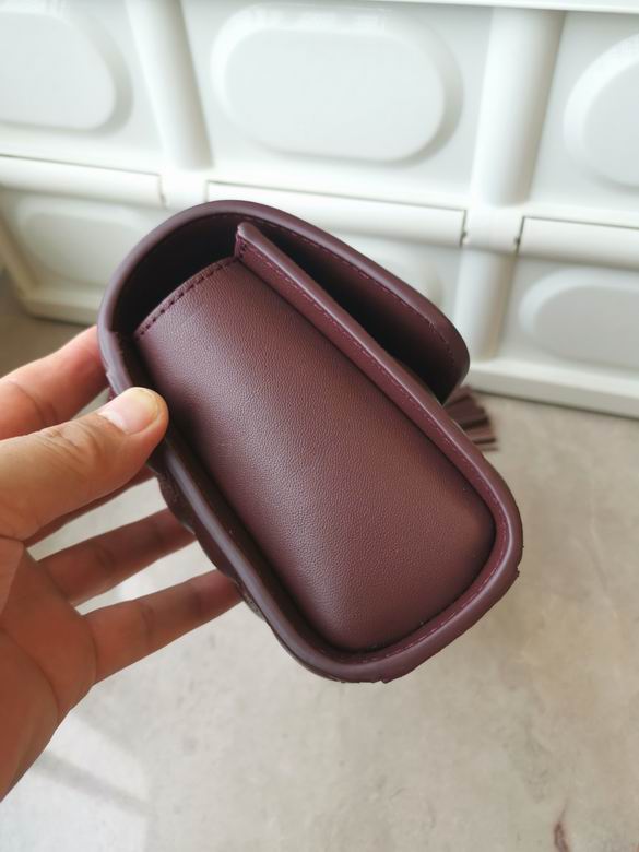 755 21X13.5X6.5cm TB 6