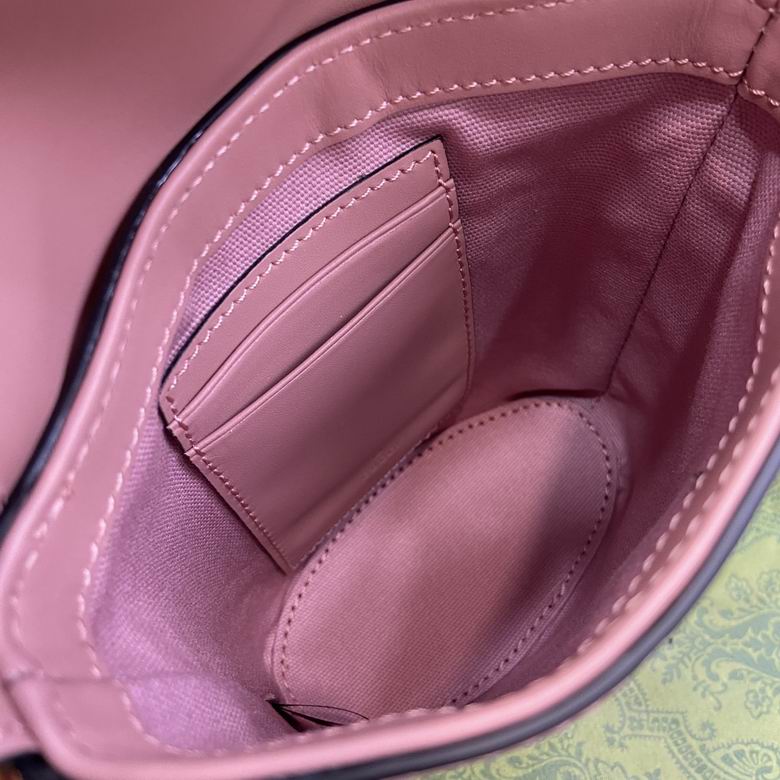 772795 15.5X12.5X3cm MP 4色 27