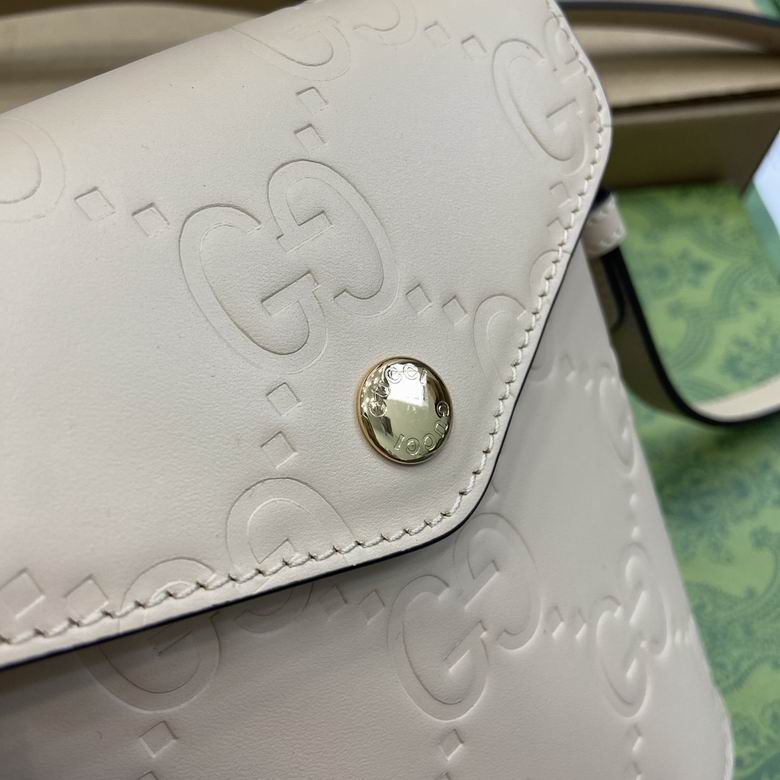 772795 15.5X12.5X3cm MP 4色 6