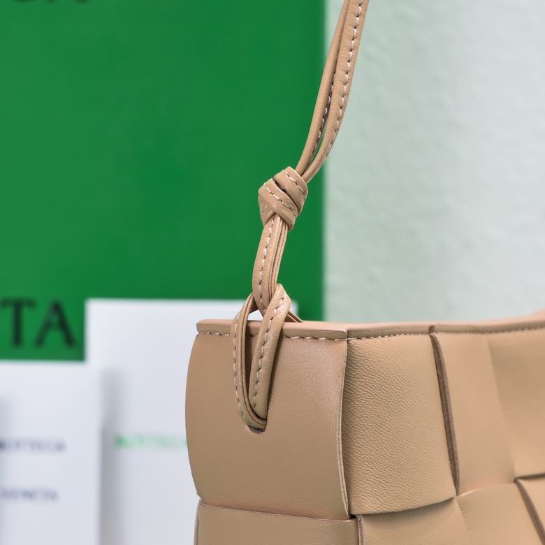 7741 22.5X13.5X4.5cm EL 3 (5)