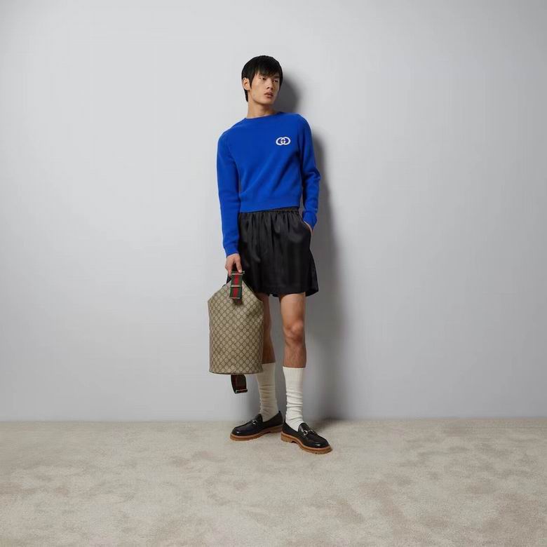 774542 26X47X25cm MP 7