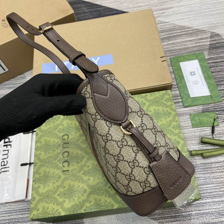 781402 23X21X12cm MP 3色 30