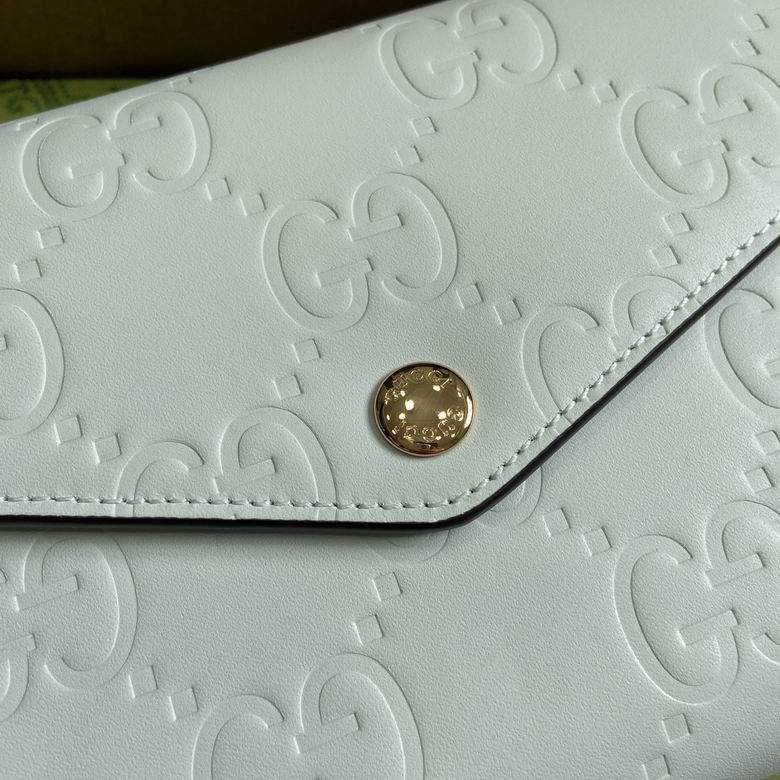 781555 20X13X6cm MP 4