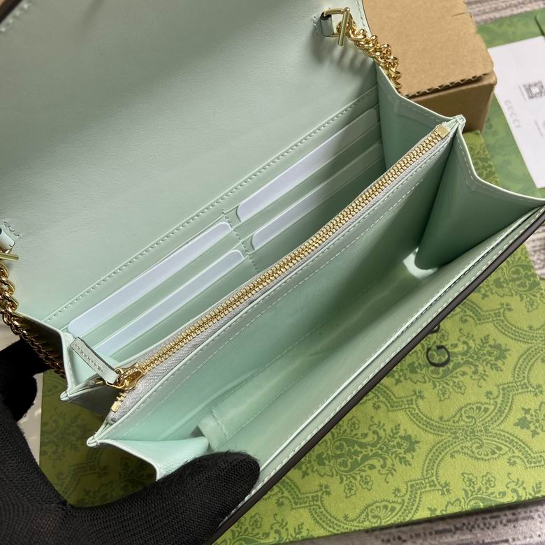 781555 20X13X6cm MP 8