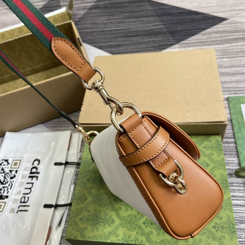 786027 27.5X12.5X6.5cm MP 3